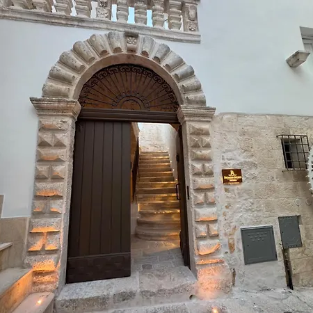 Palazzo Soleti * Cisternino