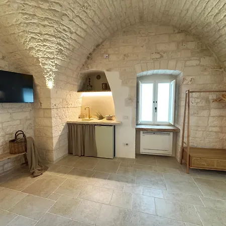 Palazzo Soleti * Cisternino